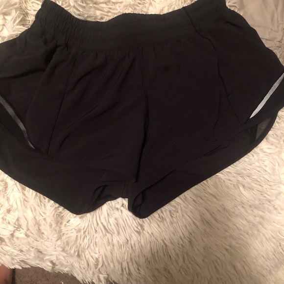 Black lululemon hotty hot - Picture 1 of 4